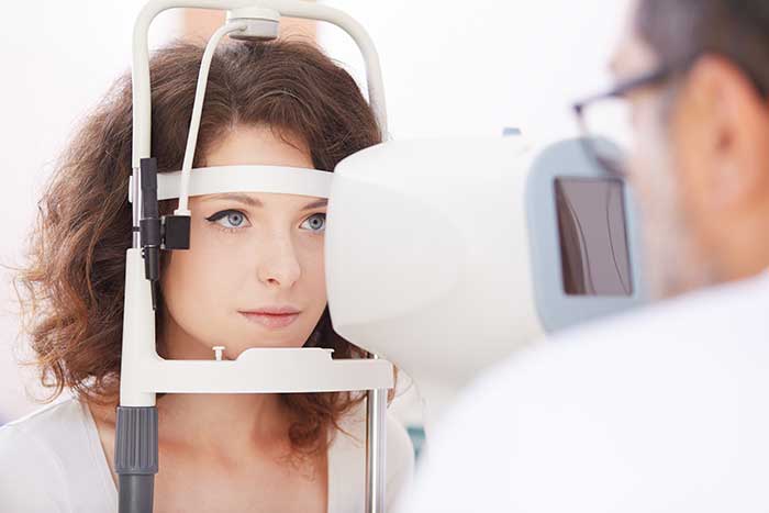 Eye test for Qatar driving license