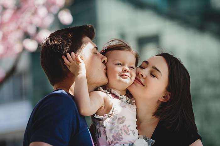 Qatar Family Visa (Residence): Requirements and Guide 2023 Qatar Family Visa Process