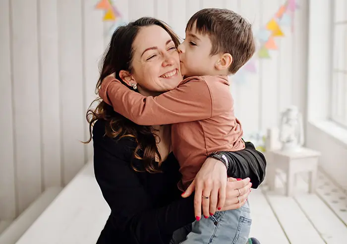 How Can A Mother Sponsor Children In Qatar: Guide (2023) Can Mother Sponsor Children in Qatar